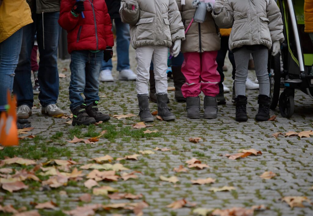 Hanan Team and Volunteers Provided The Kids with Jackets and Shoes